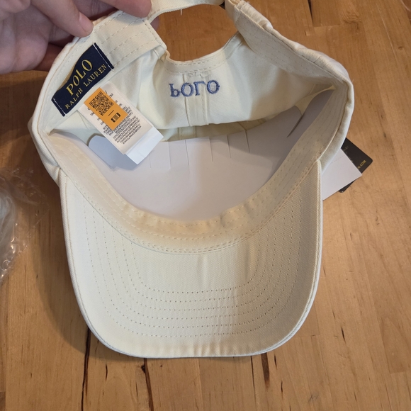 Polo by Ralph Lauren Off-White Cap with Blue Logo - Picture 4 of 4
